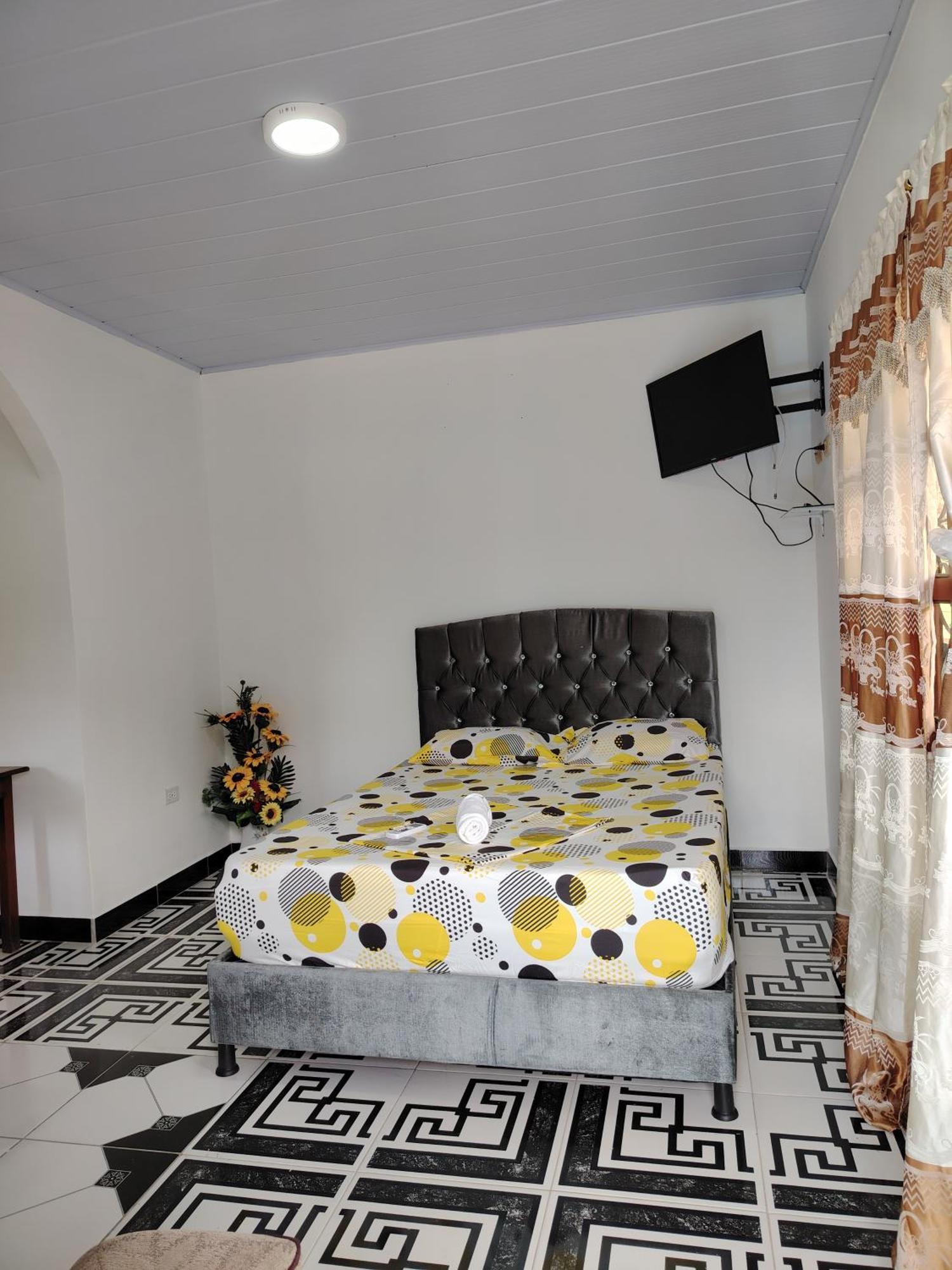 Hotel Alto Amazonas Leticia Ngoại thất bức ảnh
