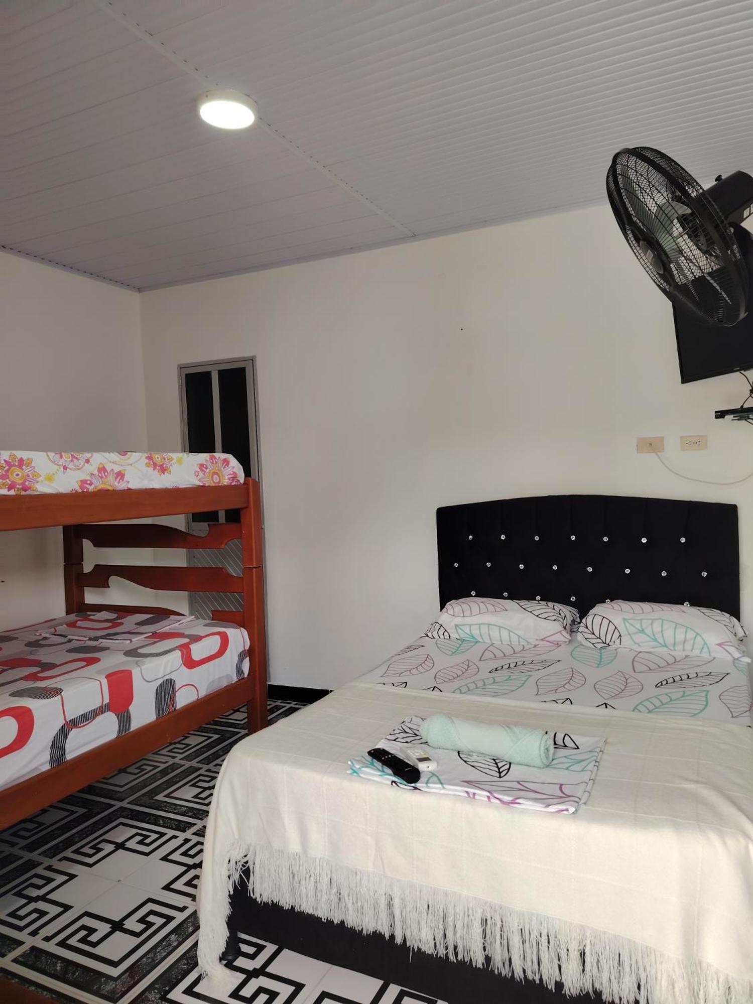 Hotel Alto Amazonas Leticia Ngoại thất bức ảnh